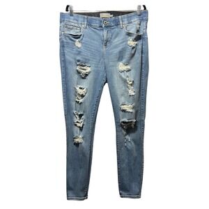 Torrid Bombshell Skinny Jeans Ripped Distressed Light Wash Denim‎ Size 16R